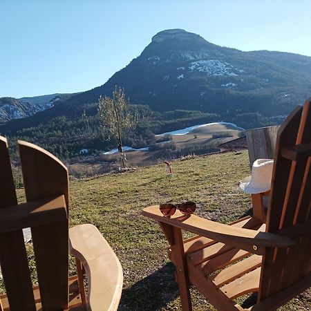 Un Petit Coin De Paradis Orpierre Zewnętrze zdjęcie